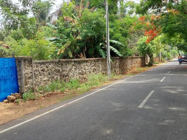 Residential Plot in Injambakkam for resale Chennai. The reference number is 21252386