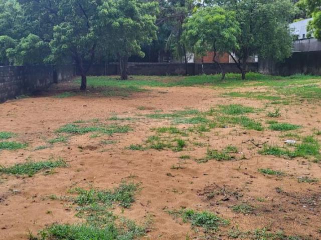 Residential Plot in Injambakkam for resale Chennai. The reference number is 21357384