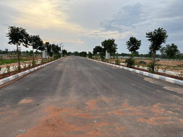 Residential Plot in Inole for resale Sangareddy. The reference number is 21271054