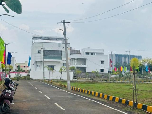 Residential Plot in Irungattukottai for resale Chennai. The reference number is 19234947