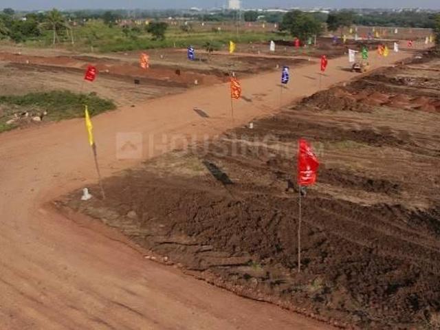 Residential Plot in Isnapur for resale Sangareddy. The reference number is 21100735