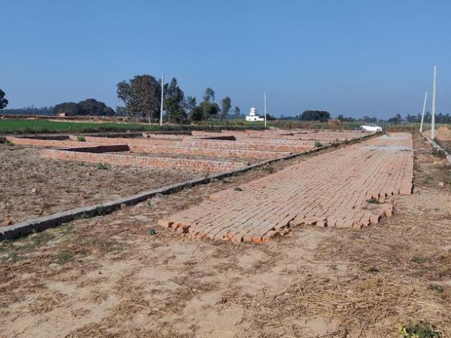 Residential Plot in Juggaur for resale Lucknow. The reference number is 16873493