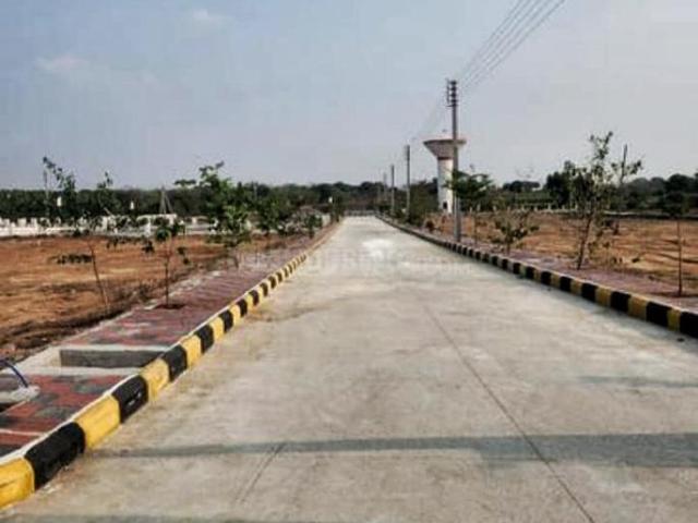 Residential Plot in Jadcherla for resale Mahabubnagar. The reference number is 20778696
