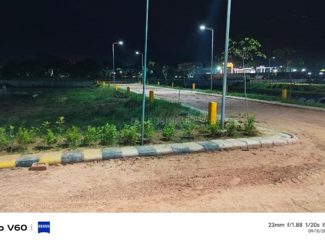 Residential Plot in Jaipuria for resale Agra. The reference number is 20928047
