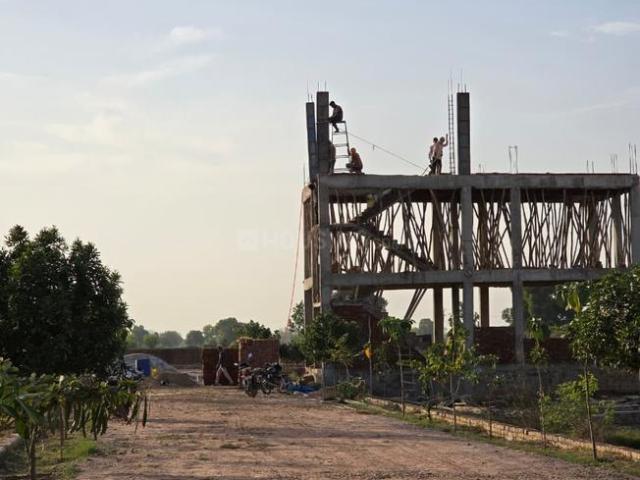 Residential Plot in Jait for resale Vrindavan. The reference number is 19942564