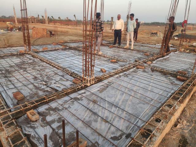Residential Plot in Jait for resale Vrindavan. The reference number is 19953940