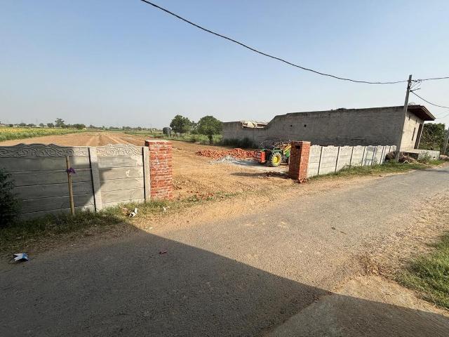 Residential Plot in Jattari for resale Aligarh. The reference number is 20447233