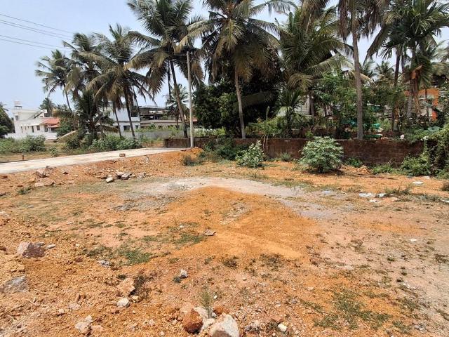 Residential Plot in Jeppinamogru Village for resale Mangalore. The reference number is 20417454