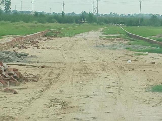 Residential Plot in Jewar for resale Greater Noida. The reference number is 19881775