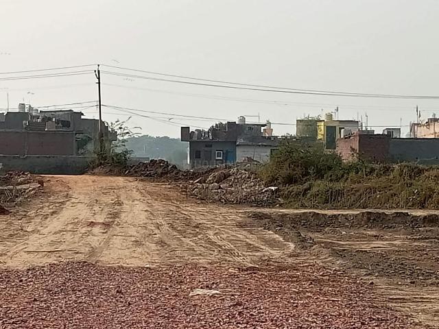Residential Plot in Jewar for resale Greater Noida. The reference number is 20017801