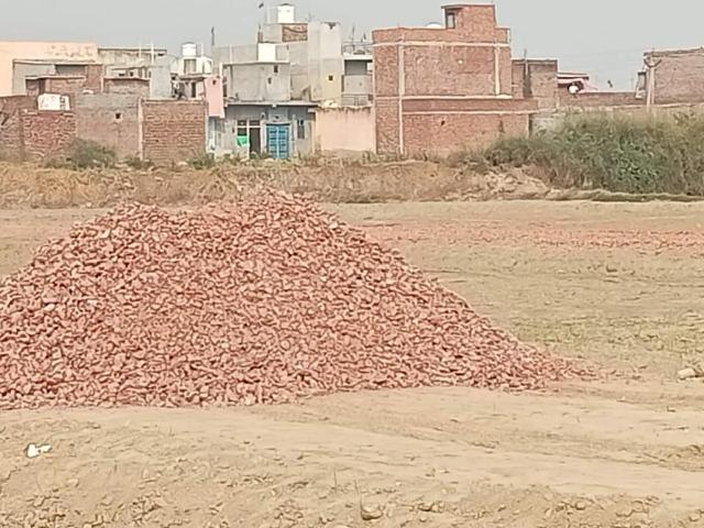 Residential Plot in Jewar for resale Greater Noida. The reference number is 20023085