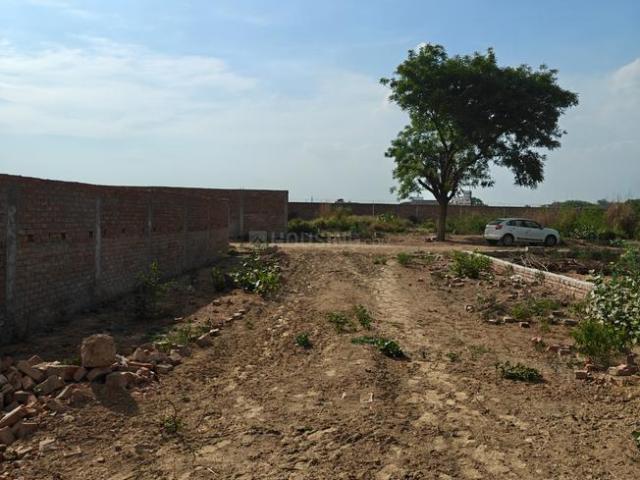 Residential Plot in Jhalwa for resale Allahabad. The reference number is 19877851