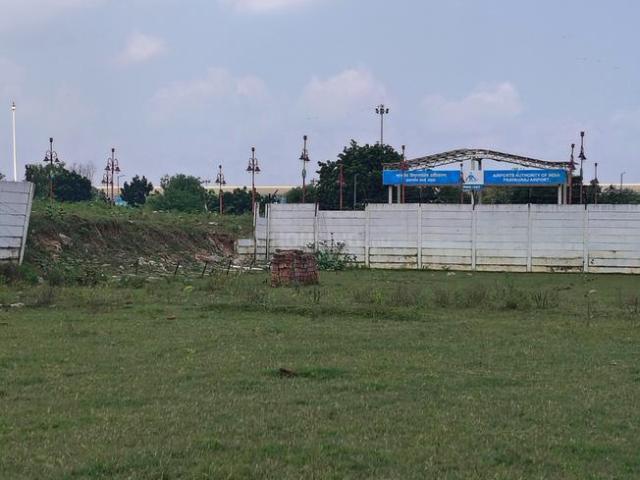 Residential Plot in Jhalwa for resale Allahabad. The reference number is 21267180