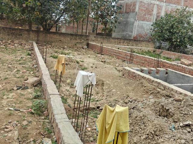 Residential Plot in Jhalwa for resale Allahabad. The reference number is 19792608