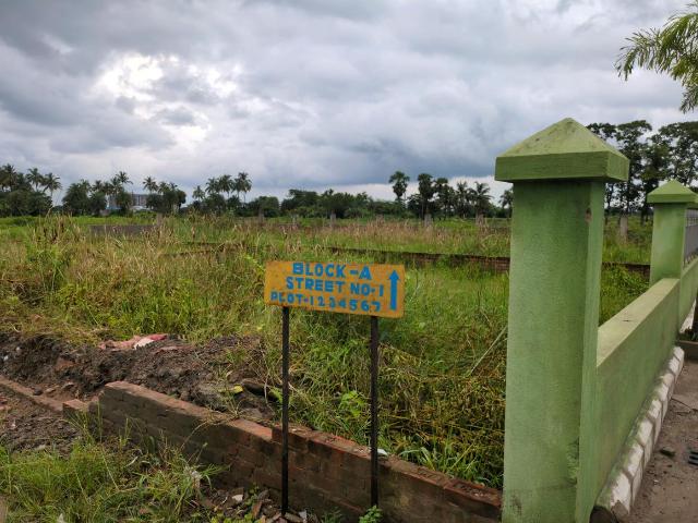 Residential Plot in Joka for resale Kolkata. The reference number is 20612488