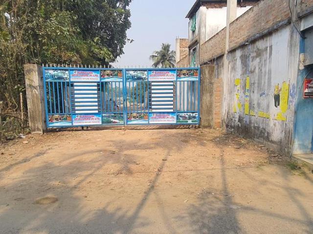 Residential Plot in Joka for resale Kolkata. The reference number is 20818658