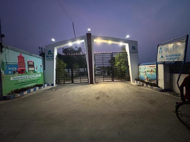 Residential Plot in Joka for resale Kolkata. The reference number is 21051976