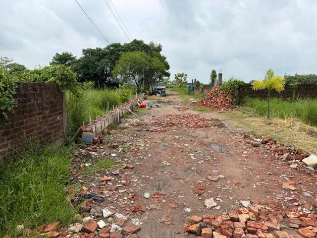 Residential Plot in Joka for resale Kolkata. The reference number is 21052074