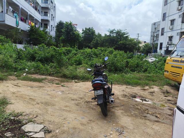 Residential Plot in Kukatpally for resale Hyderabad. The reference number is 18243189