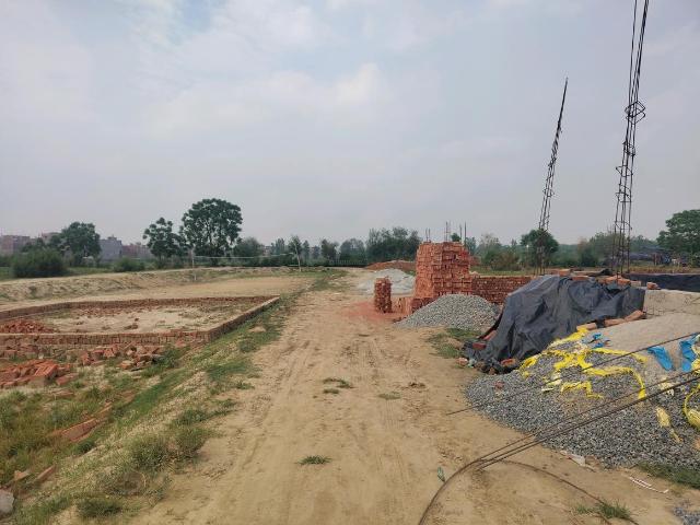 Residential Plot in Kulesara for resale Greater Noida. The reference number is 20575180