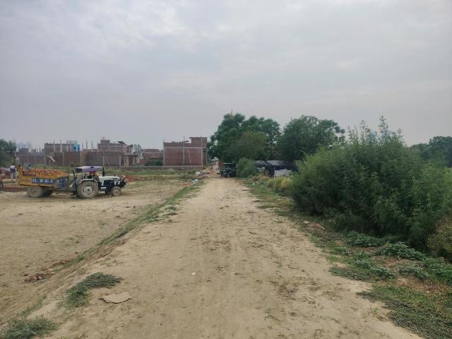 Residential Plot in Kulesara for resale Greater Noida. The reference number is 20597120