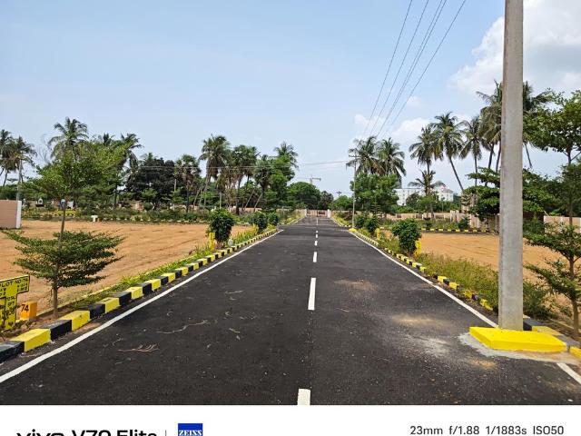 Residential Plot in Kuthambakkam for resale Chennai. The reference number is 20494607