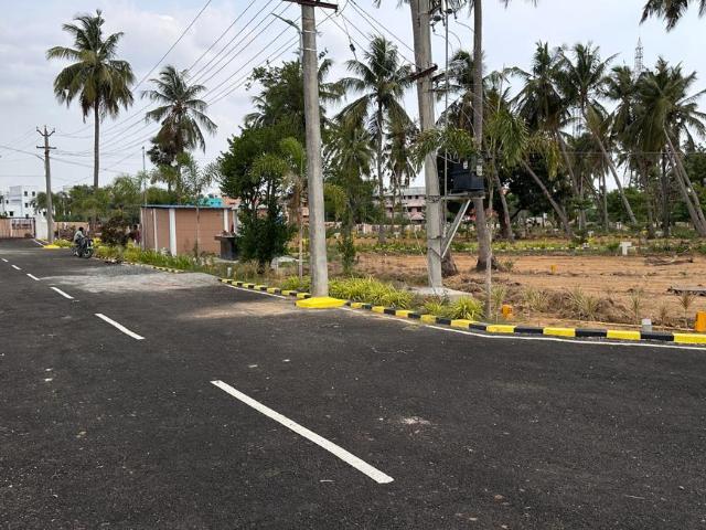 Residential Plot in Kuthambakkam for resale Chennai. The reference number is 20508510