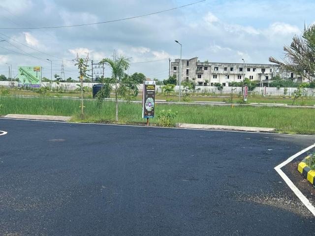 Residential Plot in Kuthambakkam for resale Chennai. The reference number is 20038423