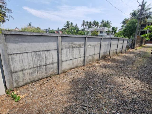 Residential Plot in Kadavanthra for resale Kochi. The reference number is 20164662