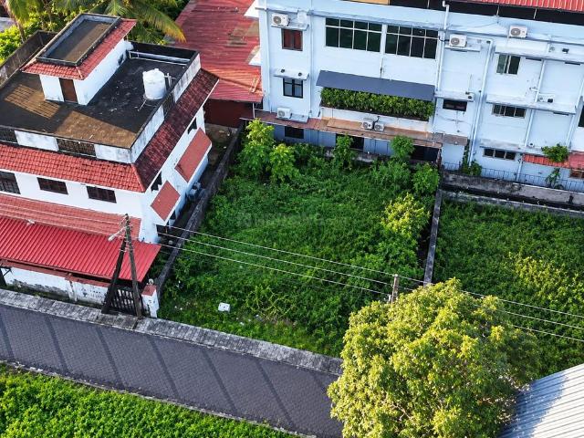 Residential Plot in Kadavanthra for resale Kochi. The reference number is 21361611