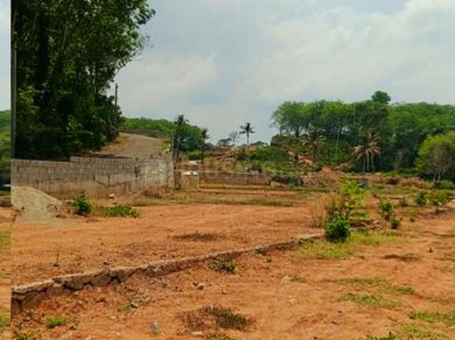 Residential Plot in Kakkanad for resale Kochi. The reference number is 19866930