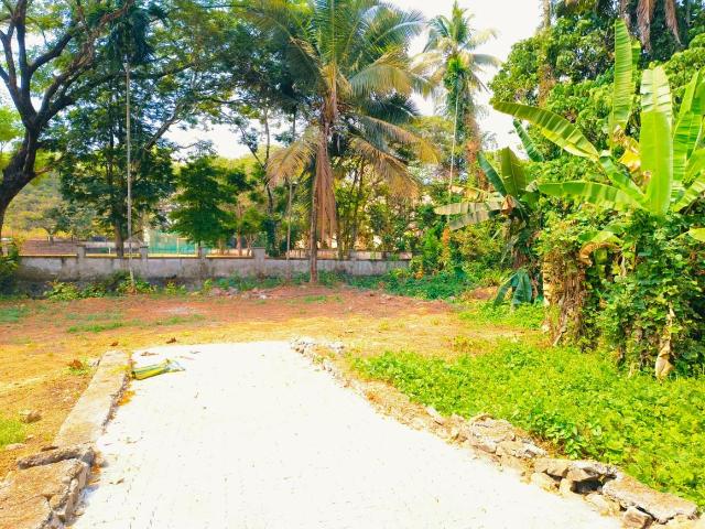Residential Plot in Kakkanad for resale Kochi. The reference number is 20469709