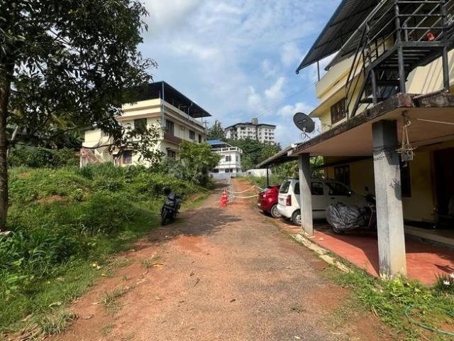 Residential Plot in Kakkanad for resale Kochi. The reference number is 20469926