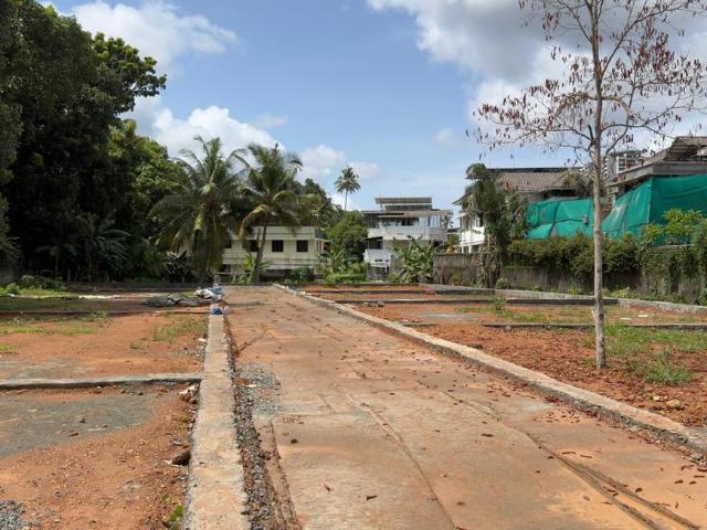 Residential Plot in Kakkanad for resale Kochi. The reference number is 20343700