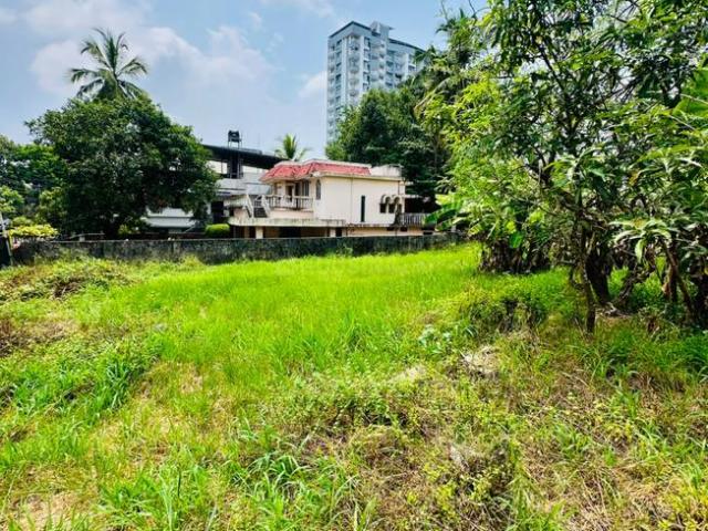 Residential Plot in Kakkanad for resale Kochi. The reference number is 21293919