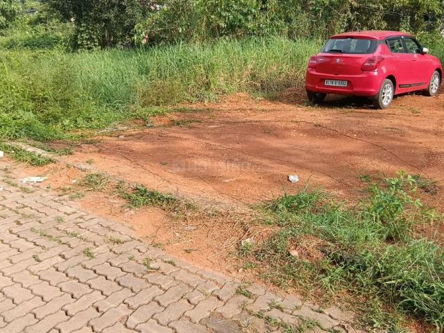 Residential Plot in Kakkanad for resale Kochi. The reference number is 21348122