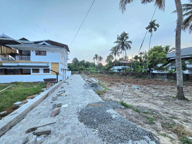 Residential Plot in Kaitharam South for resale Kochi. The reference number is 21199768