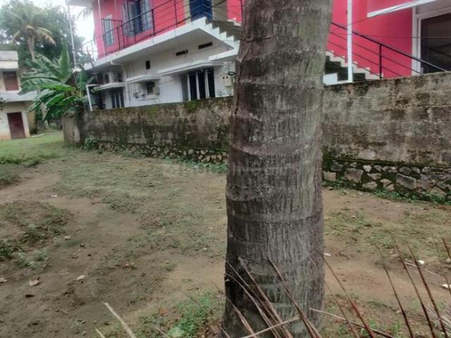 Residential Plot in Kaloor for resale Kochi. The reference number is 20422570