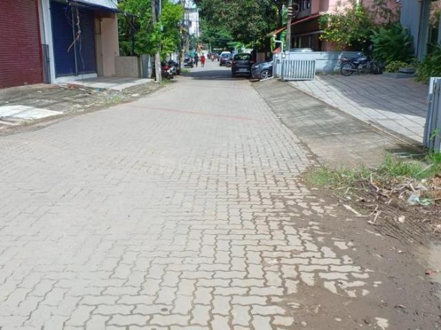 Residential Plot in Kaloor for resale Kochi. The reference number is 20534119