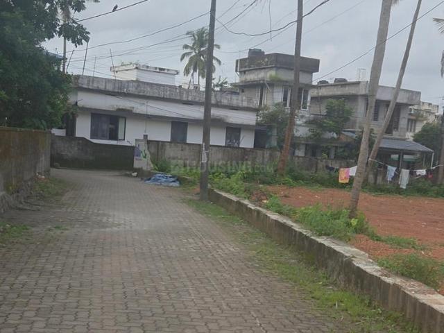 Residential Plot in Kalamassery for resale Kochi. The reference number is 20800065