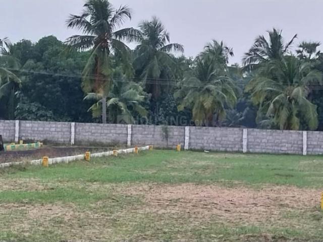 Residential Plot in Kalapet for resale Viluppuram. The reference number is 16570872