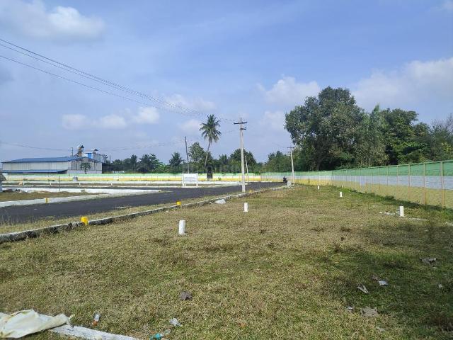 Residential Plot in Kaliyanakuppam for resale Chennai. The reference number is 20569575