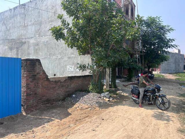 Residential Plot in Kalindipuram for resale Allahabad. The reference number is 21356200