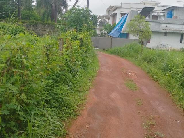 Residential Plot in Kalletumkara for resale Thrissur. The reference number is 20452667