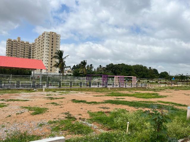 Residential Plot in Kamanahalli for resale Bengaluru. The reference number is 21277580