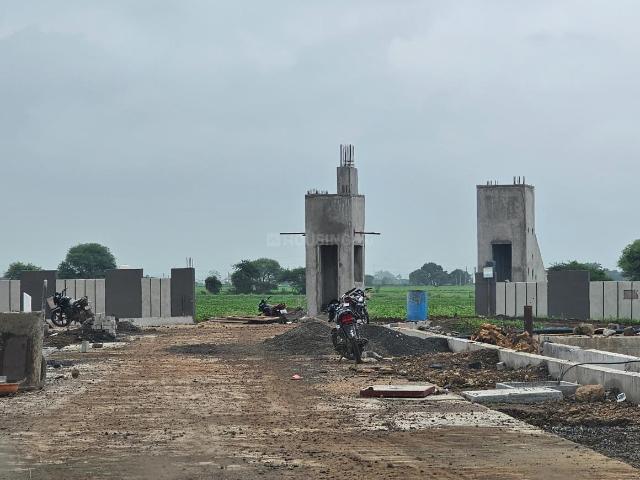 Residential Plot in Kanadiya for resale Indore. The reference number is 15760559