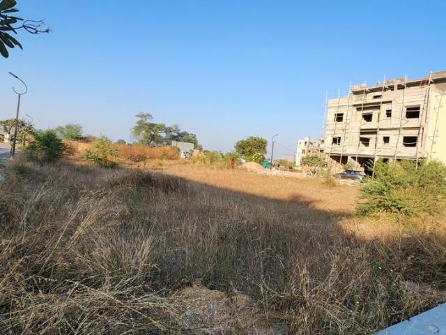 Residential Plot in Kanadiya for resale Indore. The reference number is 21251303