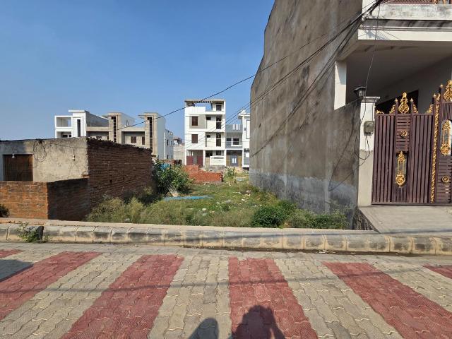 Residential Plot in Kandwa for resale Varanasi. The reference number is 20362981