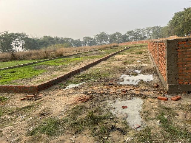 Residential Plot in Kanhauli for resale Patna. The reference number is 19209336
