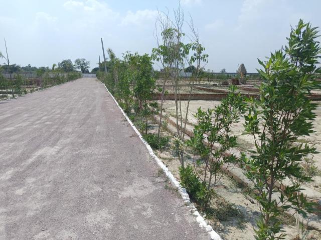 Residential Plot in Kankaha for resale Lucknow. The reference number is 20456511